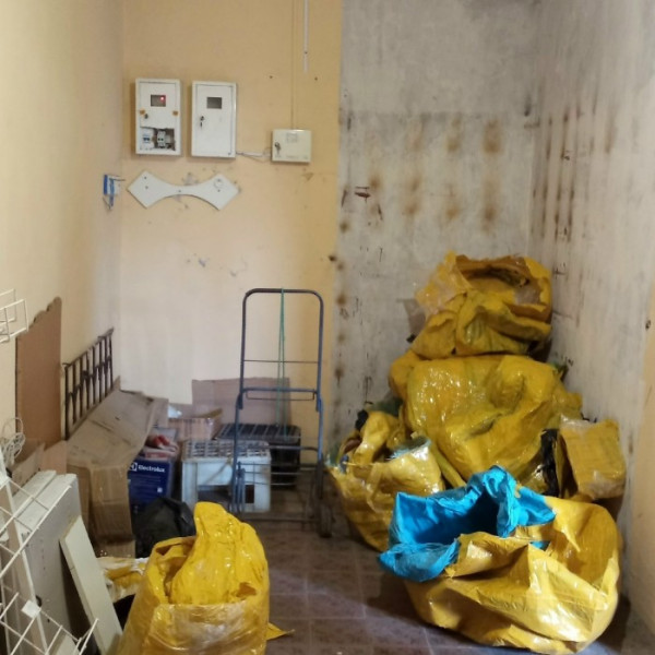 Фото № 3688 Продам магазин