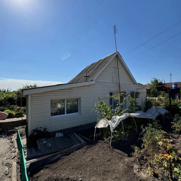 Продам хороший, не большой дом в Артемовском районе