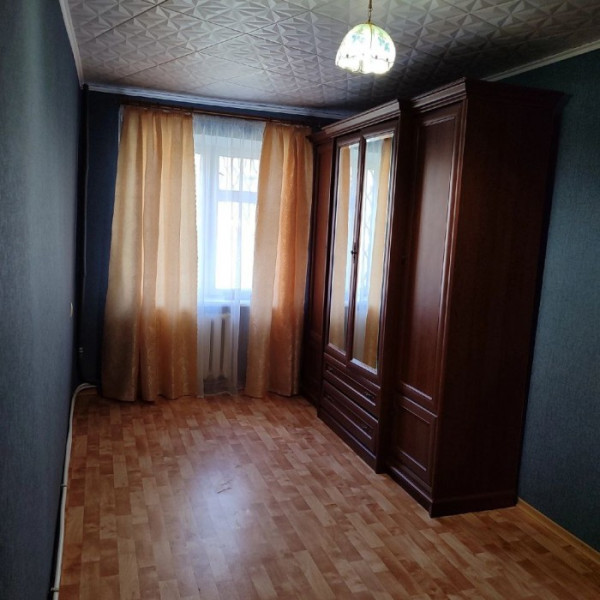 Фото Продам 2-х комнатную квартиру на кв. Комарова