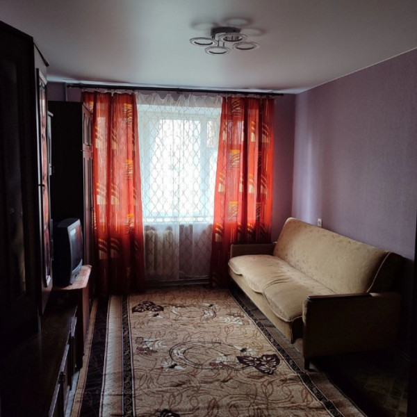 Фото Продам 2-х комнатную квартиру на кв. Комарова