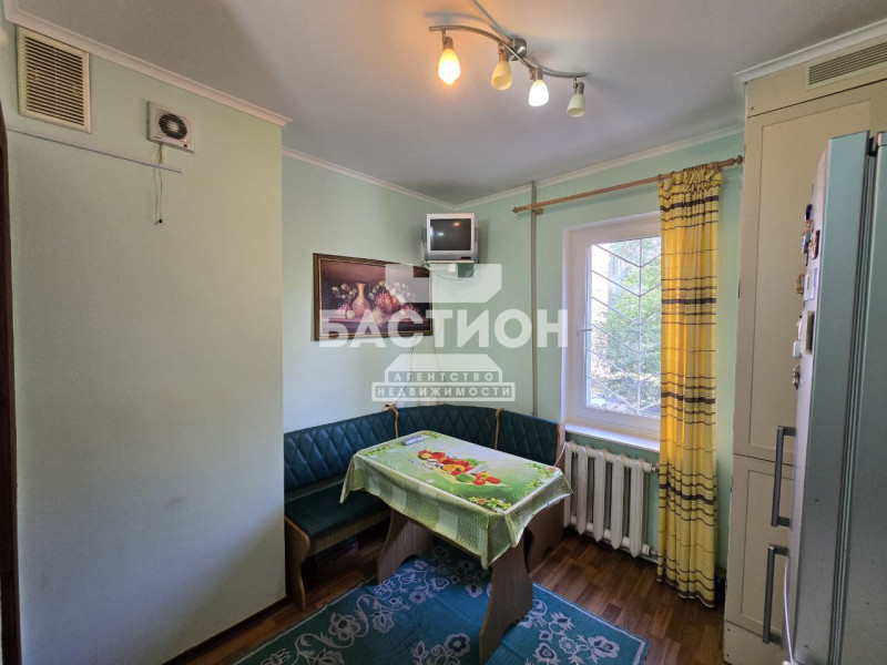 Фото 3-х комнатная квартира, квартал Ленинского Комсомола, 7Б, ID:1917305
