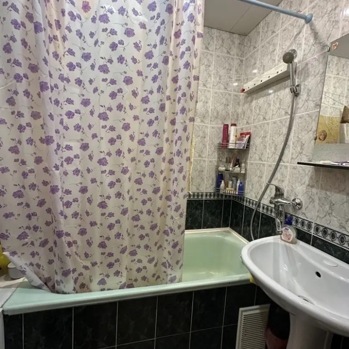 Фото Продам 3-х комн квартиру в г Луганск кв Степной