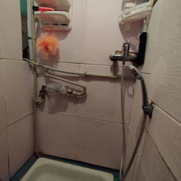 Фото Продам две комнаты в коммунальной квартире на кв. Гаевого 3/5 эт.