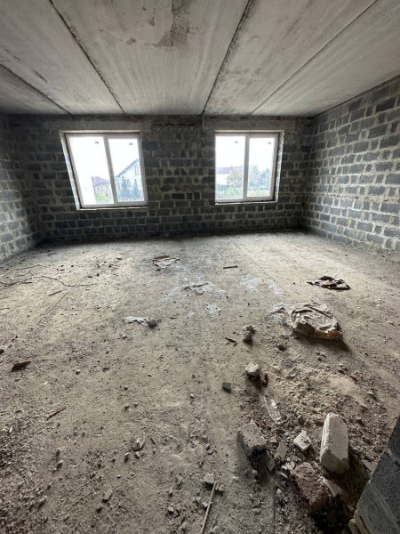 Фото №135 Продаётся Таунхаус, 2 этажа, ОП-167м2, отдельный вход с улицы гараж и зем. уч-к.