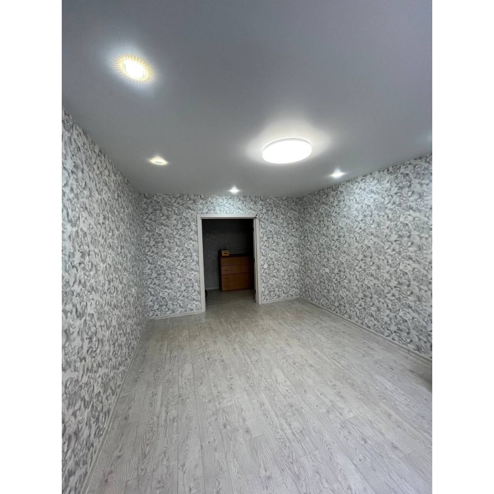 3-комн. квартира, кв-л Дружба 12