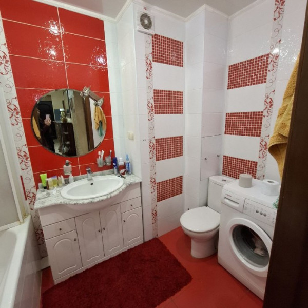 Фото Продам 3-х комн квартиру на кв. Заречный