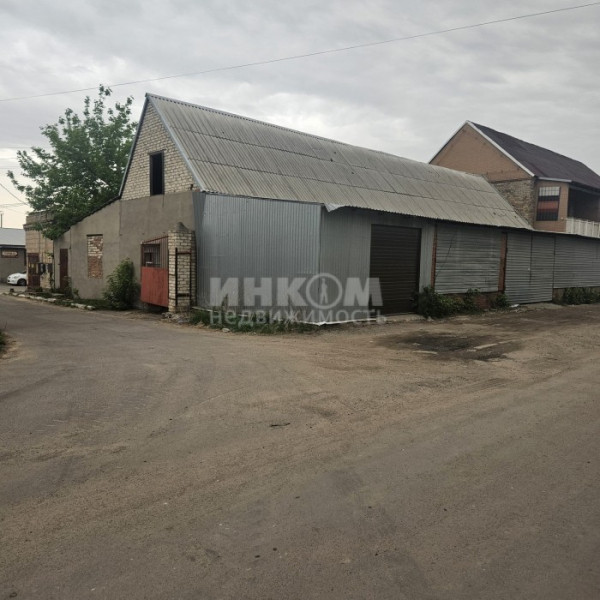 Фото Продам базу в центре Луганска