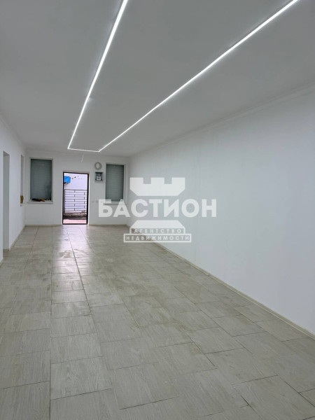 Фото Коммерческое помещение, улица Челюскинцев, 87 ID:1918042