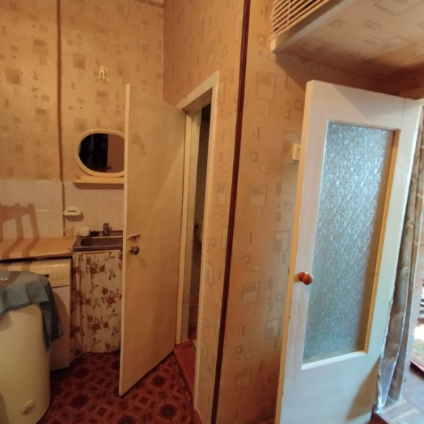 Фото Продам полугостинку по ул. Годуванцева