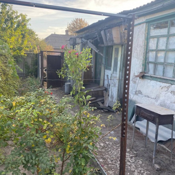 Продается пол дома на Тельмана