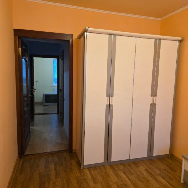 Фото Продам 3к кв. Комарова с А. О.