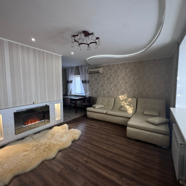 Фото Продам квартиру с евроремонтом 4/12эт 40м2