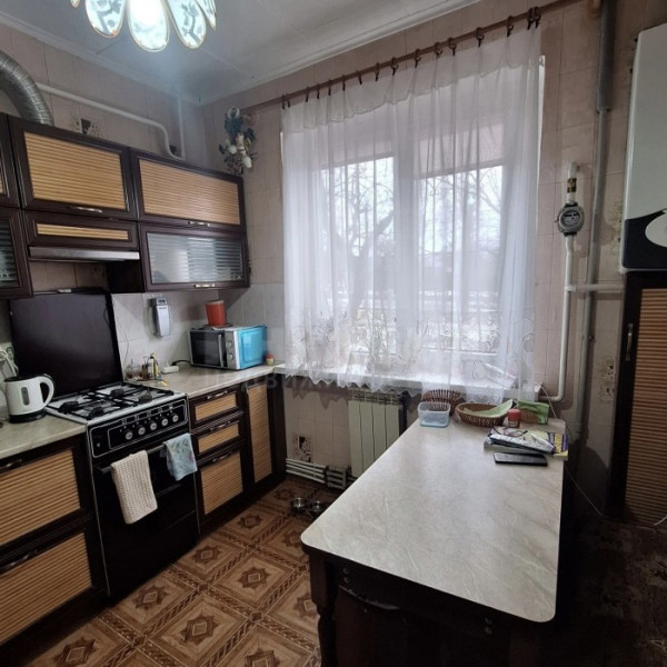 Фото Продам 2к квартиру на кв. Героев Сталинграда а/о