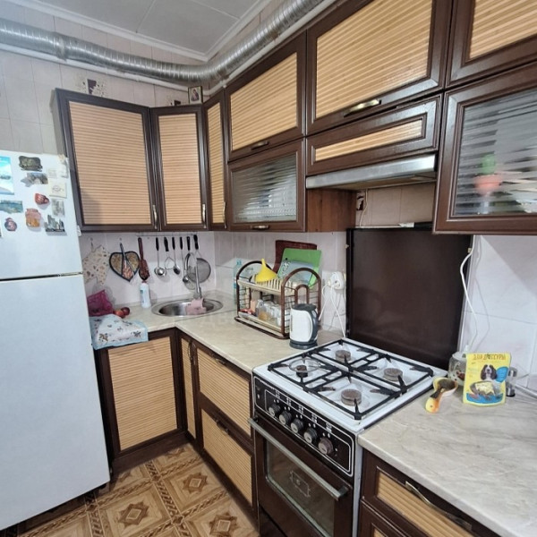Продам 2к квартиру на кв. Героев Сталинграда а/о