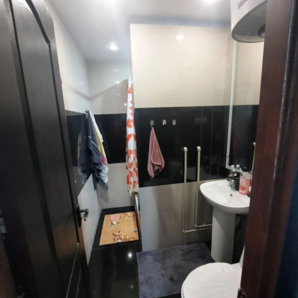 Фото Продам 1комн квартиру в г Луганск ул Луначарского