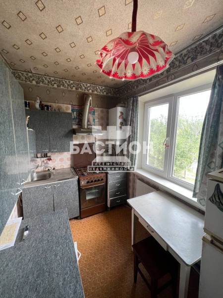 Фото 4-х комнатная квартира,квартал Солнечный 28 ID:1917297