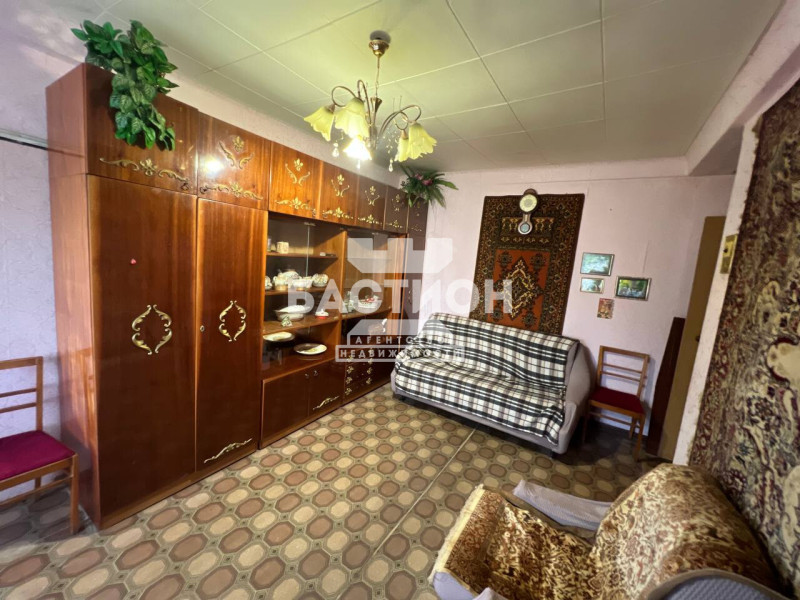 Фото 4-х комнатная квартира,квартал Солнечный 28 ID:1917297