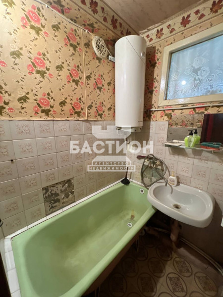 Фото 4-х комнатная квартира,квартал Солнечный 28 ID:1917297