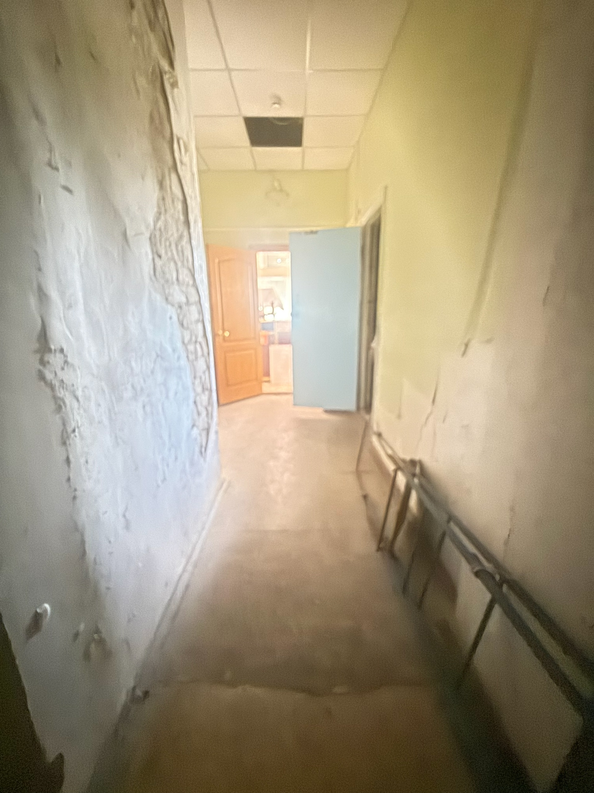 Фото ПРОДАМ КОММЕРЧЕСКОЕ ПОМЕЩЕНИЕ (г. Первомайск, ул. Ким)