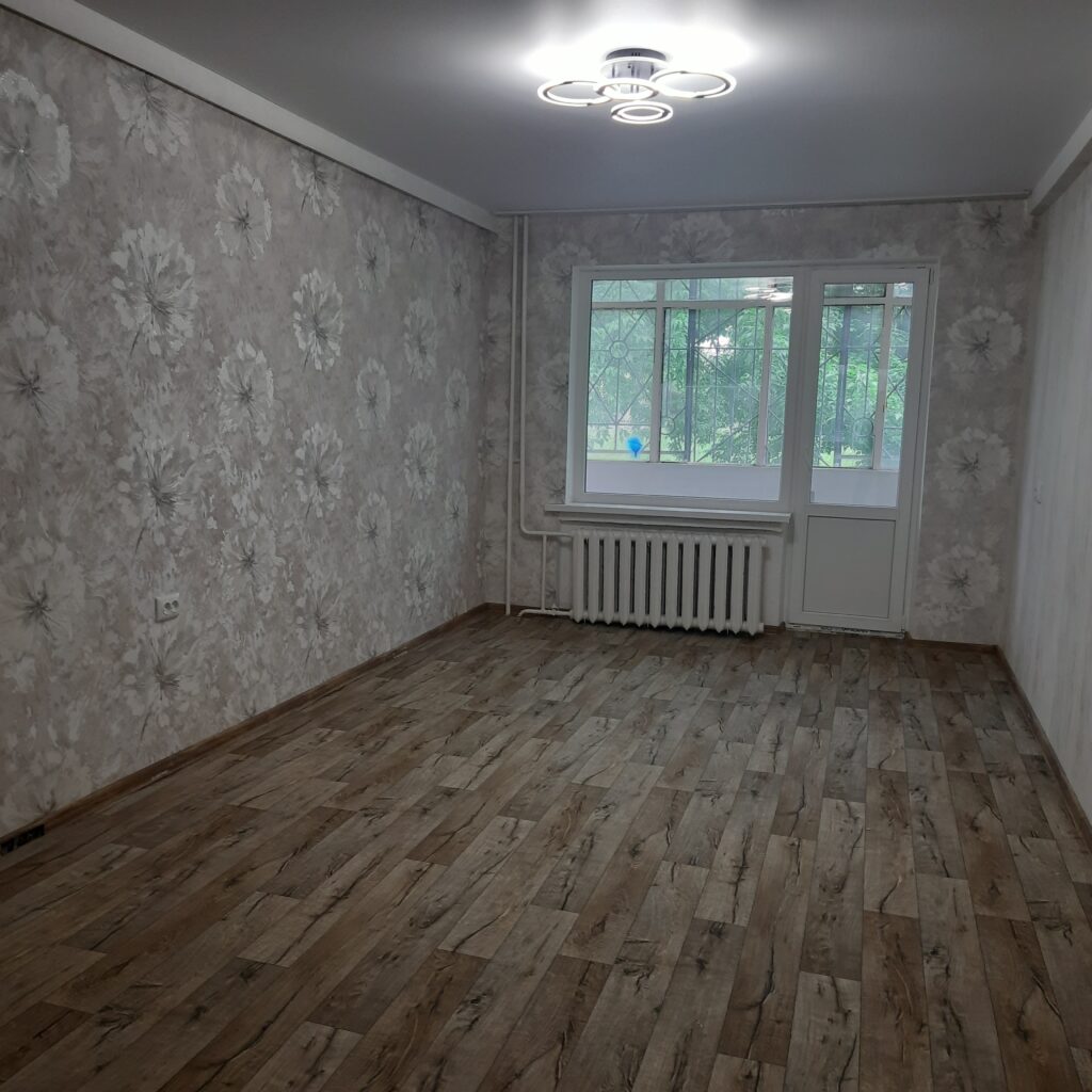 Фото №766 Продаётся 3 комн. кв-ра, ул. Станиславского, р-н СШ №7