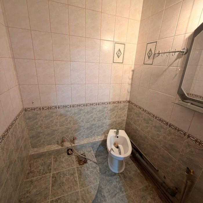 Фото Продам 1- к квартиру 37 кв. м. (улучшенка) в Луганске, кв. Ольховский (р- н Ледовой арены).