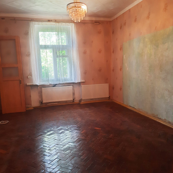 Фото №1179 Продаётся 2 комн. кв-ра с Автономным отоплением, ул. Кирова, р-н маг. ”Семейный”