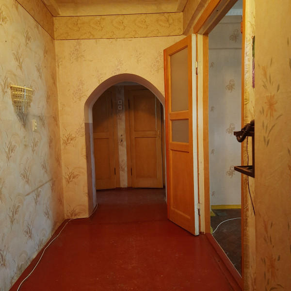 Фото №1179 Продаётся 2 комн. кв-ра с Автономным отоплением, ул. Кирова, р-н маг. ”Семейный”