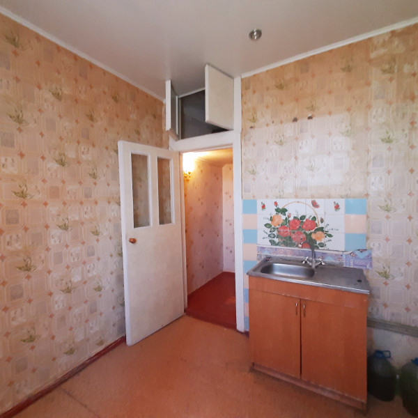 Фото №1179 Продаётся 2 комн. кв-ра с Автономным отоплением, ул. Кирова, р-н маг. ”Семейный”