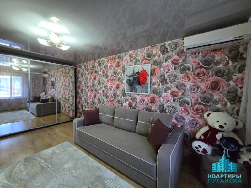 Фото 1 ком ул. 50 лет Образования СССР 4,8м.р.