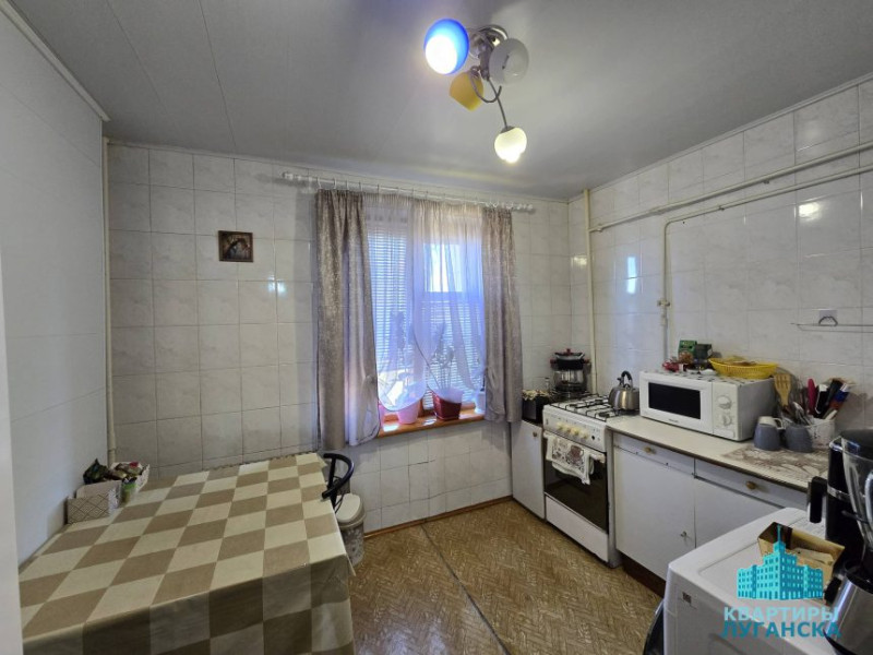 Фото 1 ком ул. 50 лет Образования СССР 4,8м.р.