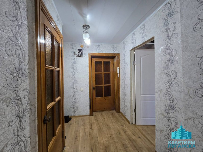 Фото 1 ком ул. 50 лет Образования СССР 4,8м.р.