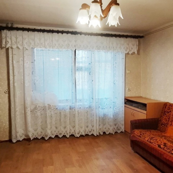 Фото № 6903 Продам 2х комн. квартиру в р-не Храма