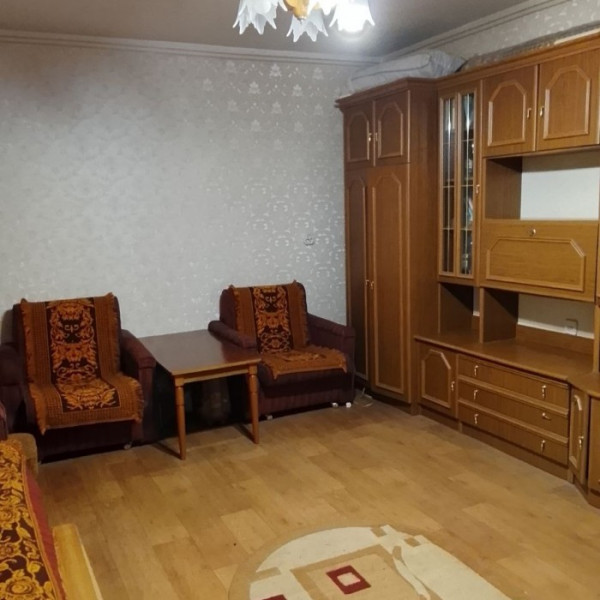 Фото № 6903 Продам 2х комн. квартиру в р-не Храма