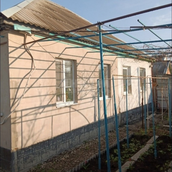 Продам дом в г Луганск пос Косиора