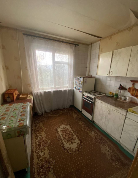 2-комнатная квартира, кв. Героев Сталинграда.