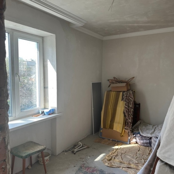 Фото Продам 4-х комн квартиру в г Луганск ул Геологическая