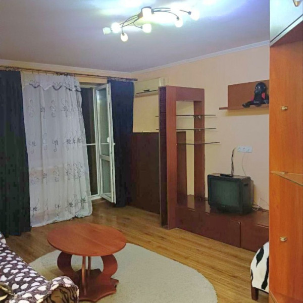 Фото Продам 1-комн квартиру студию на кв. Гагарина (р-н маг. Майями)