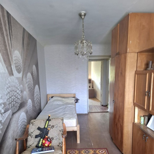 Фото Продам 3-к квартиру на кв. Молодежный. Луганск, Жовтневый р-н