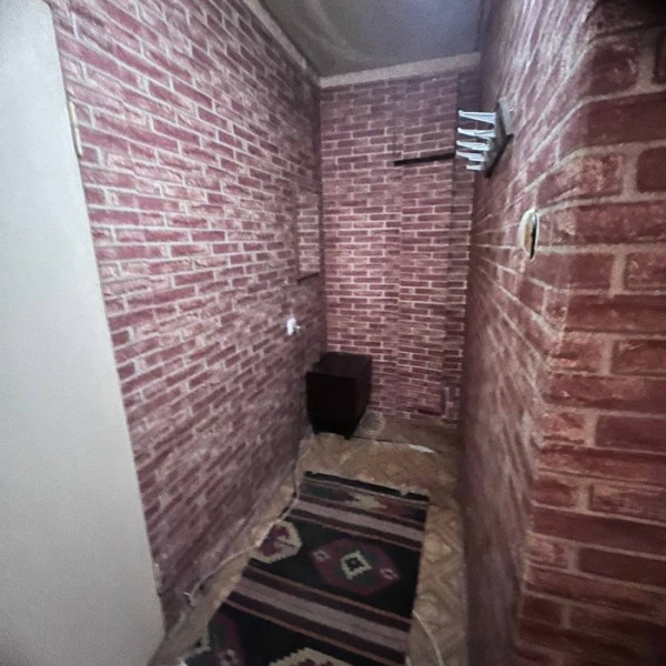 Фото Продам 1-но комнатную квартиру кВ Якира