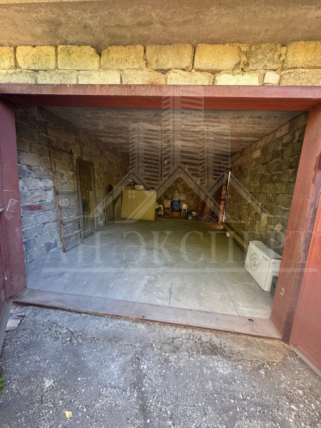 Фото Сдам гараж в Стаханове (ул. К. Либкнехта)