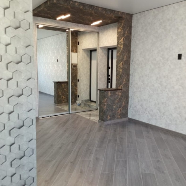 Фото № 6837 Продам 3х комн. квартиру по ул. Ленинградской