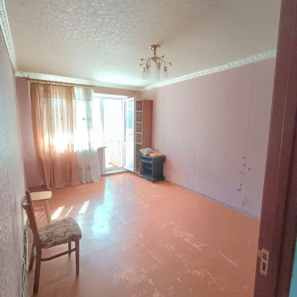 Фото Продам 2-ком квартиру в Луганске на кв. Комарова (р-н Империя)