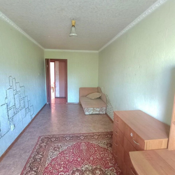 Фото Продам 2-ком квартиру в Луганске на кв. Комарова (р-н Империя)