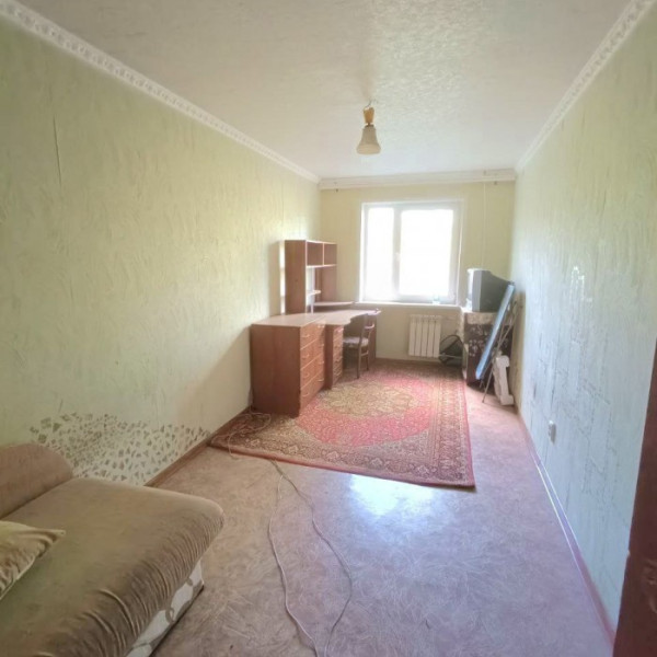 Фото Продам 2-ком квартиру в Луганске на кв. Комарова (р-н Империя)