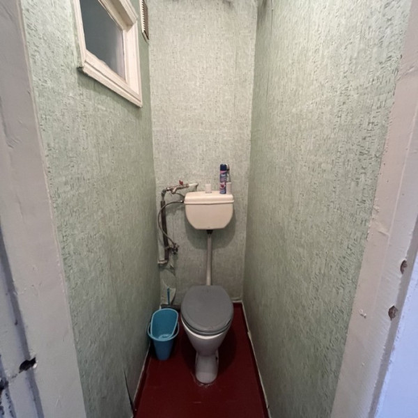 Фото Продам 2- к. квартиру, г. Луганск, ул. Центральная (р- н Сельхоз унив.)