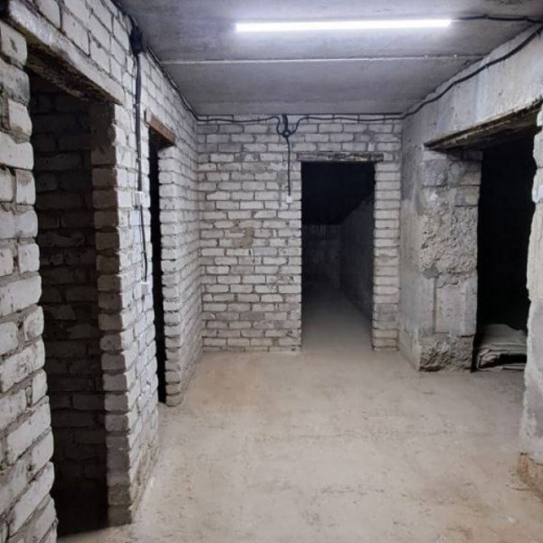 Фото Продам 2-х этажный дом в центре луганска, (район 5-й школы)