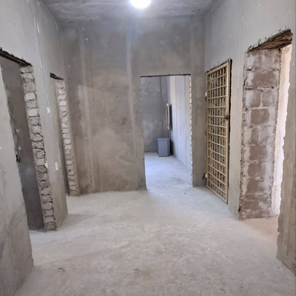 Фото Продам 2-х этажный дом в центре луганска, (район 5-й школы)