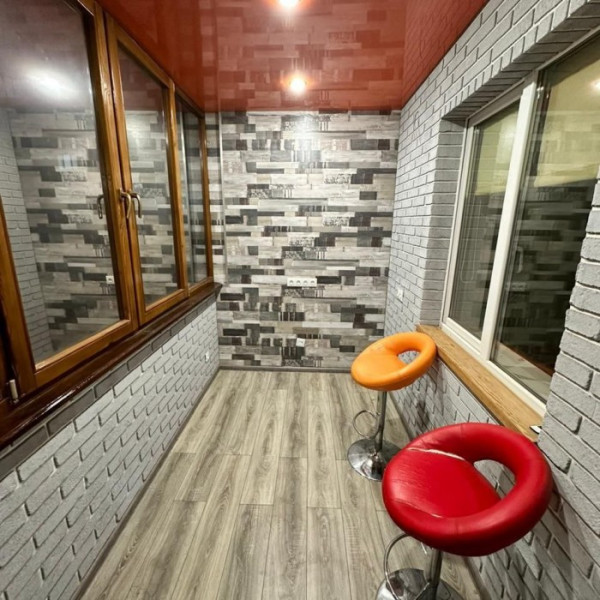 Фото Продам трёхкомнатную квартиру на ул. Осипенко