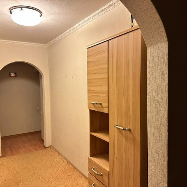 Фото Продам трёхкомнатную квартиру на ул. Осипенко