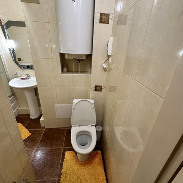 Фото Продам трёхкомнатную квартиру на ул. Осипенко